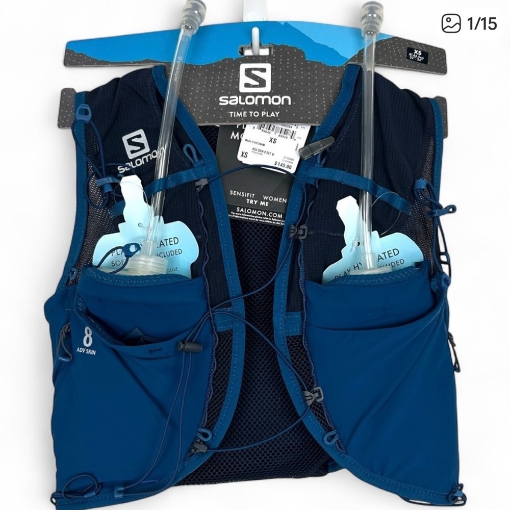 NWT Salomon ADV Skin 8 W, Hydration & Storage Vest w/ 2 500ml Flasks Womens XS
